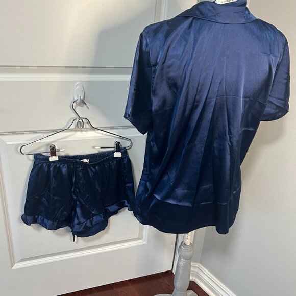 Navy Blue Super Soft Shorts PJ Set Size M NWOT - Picture 2 of 3